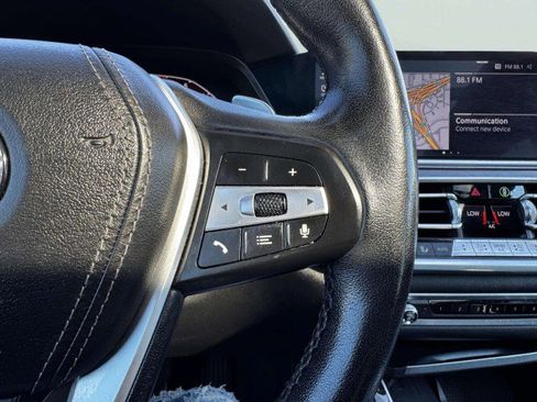 Used 2020 BMW X5 xDrive50i w/ Premium Package image 26