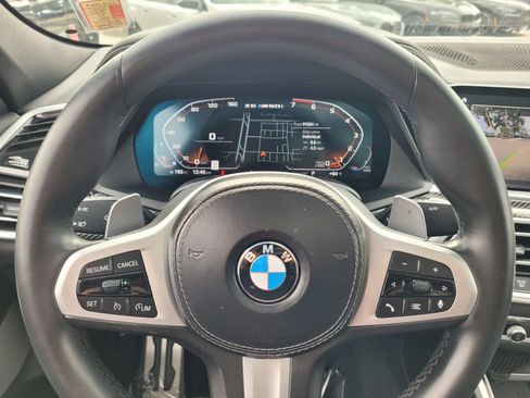 Used 2021 BMW X6 M50i w/ Executive Package image 27