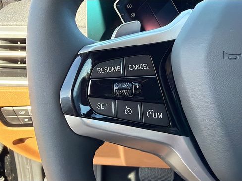 New 2026 BMW 330i Sedan w/ Convenience Package image 38