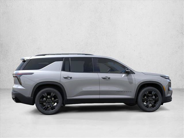 Used 2027 Chevrolet Traverse LT w/ Midnight/Sport Edition FWD image 6