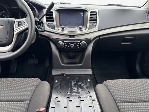 Used 2016 Chevrolet Caprice image 11