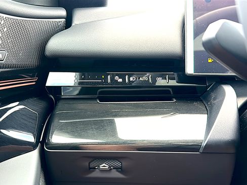 New 2026 BMW 530i w/ M Sport Package RWD image 26