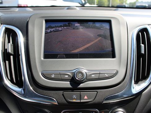 Certified 2024 Chevrolet Equinox LT FWD image 19