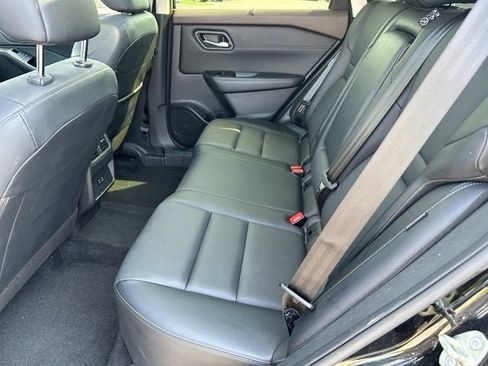 Used 2023 Nissan Rogue SV w/ SV Premium B Package AWD/4WD image 11