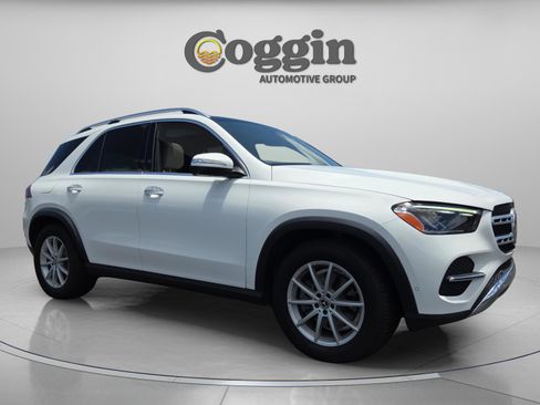 Used 2025 Mercedes-Benz GLE 350 4MATIC image 7
