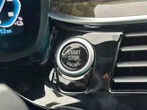 Certified 2023 BMW 530e w/ M Sport Package image 24