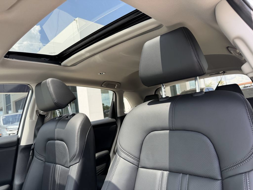 New 2027 Honda HR-V EX-L image 16