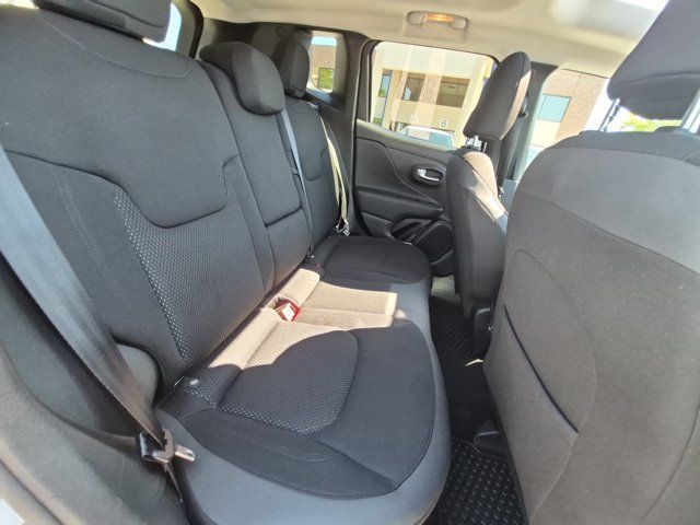Used 2020 Jeep Renegade Altitude AWD/4WD image 19