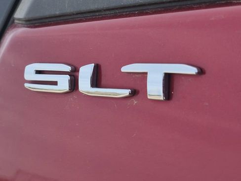 Used 2022 GMC Terrain SLT image 10