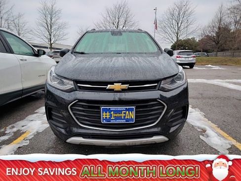 Used 2018 Chevrolet Trax LT w/ Sun & Sound Package image 6