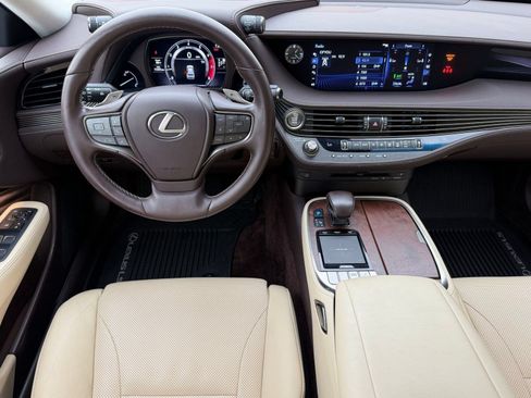 Used 2019 Lexus LS 500 AWD image 38
