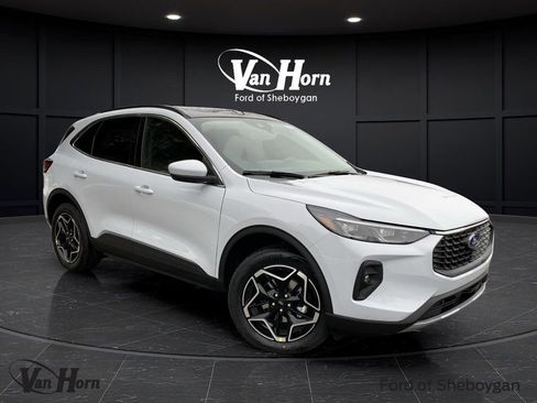 New 2026 Ford Escape Platinum image 1