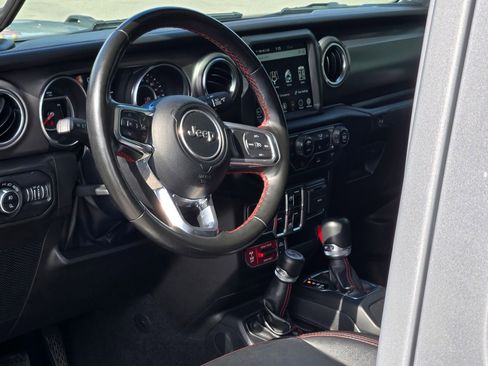 Used 2022 Jeep Gladiator Rubicon w/ LED Lighting Group image 29