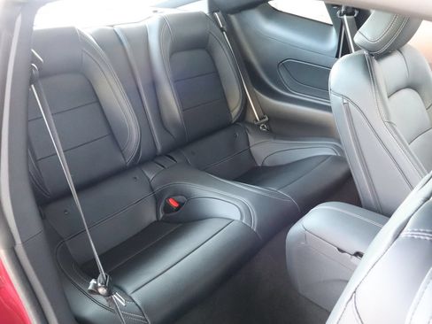 Used 2025 Ford Mustang Premium RWD image 39