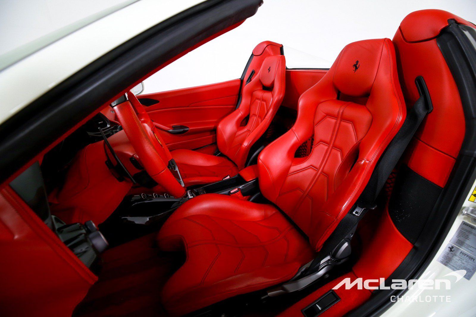 Used 2018 Ferrari 488 Spider RWD image 12