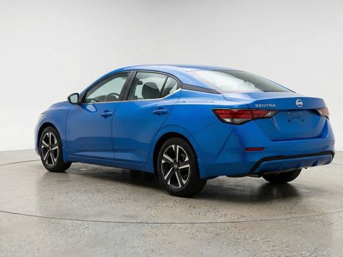 Used 2025 Nissan Sentra SV FWD image 6