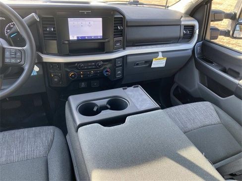 Used 2025 Ford F350 XLT image 51