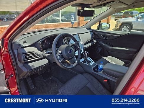 Used 2024 Subaru Outback Premium AWD/4WD image 4