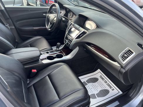 Used 2016 Acura TLX image 10