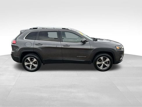 Used 2019 Jeep Cherokee Limited image 7
