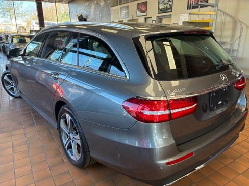 Used 2017 Mercedes-Benz E 400 4MATIC Wagon image 7