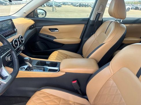Used 2024 Nissan Sentra SV w/ SV Premium Package FWD image 35