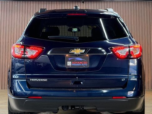 Used 2017 Chevrolet Traverse LT w/ Traveler's Package FWD image 10