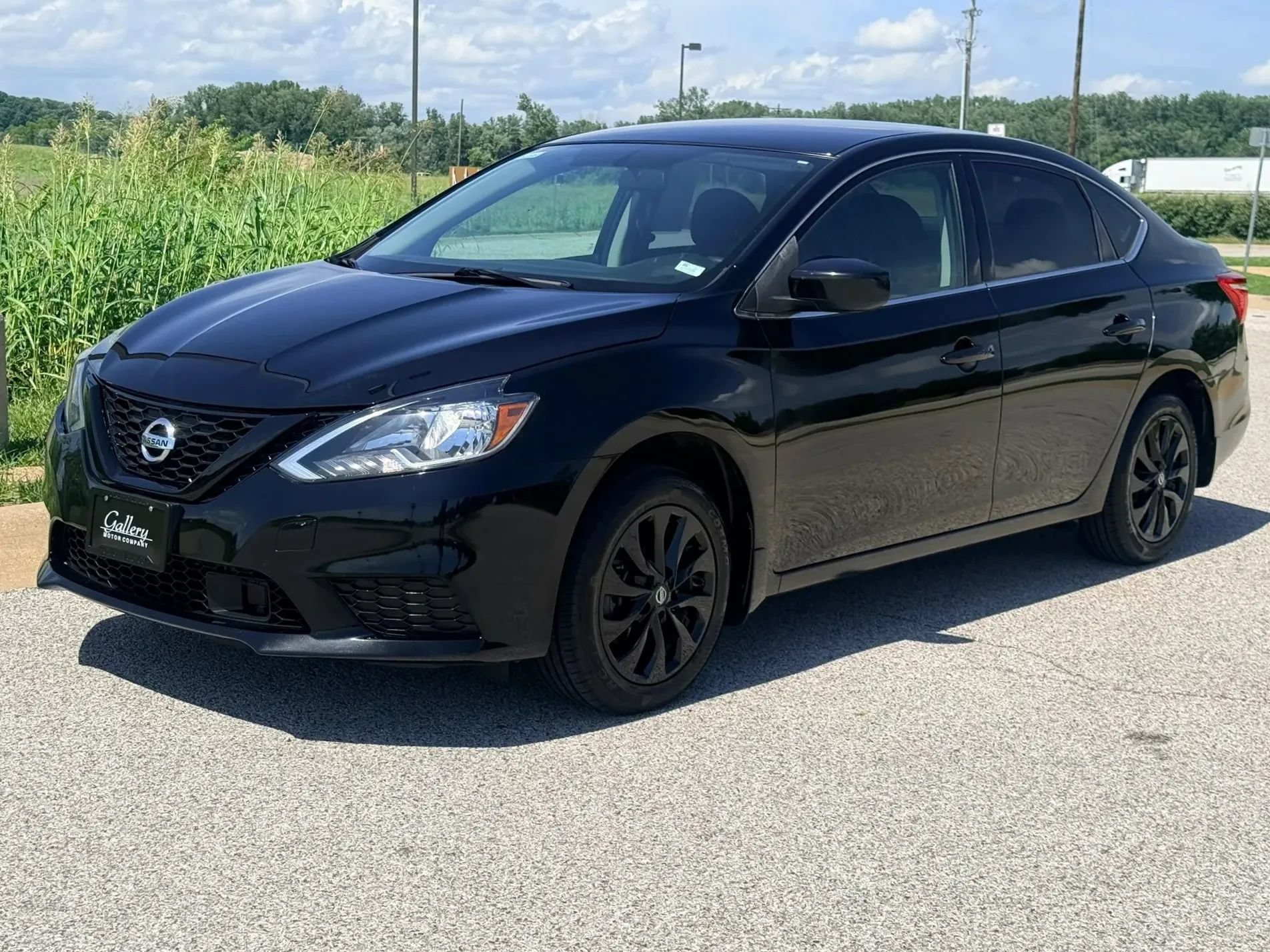 Used 2019 Nissan Sentra SV FWD image 9