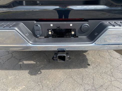 Used 2025 GMC Sierra 3500 Pro AWD/4WD image 4