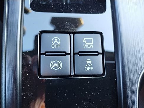 New 2026 Subaru Outback Touring AWD/4WD image 30