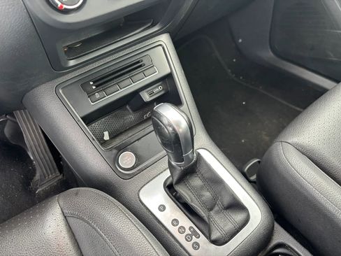 Used 2017 Volkswagen Tiguan S FWD image 24