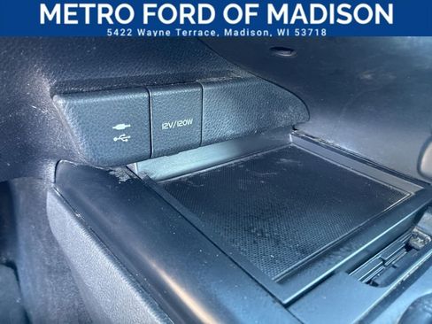 Used 2018 Toyota Camry SE w/ Moonroof Package image 17