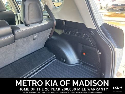 Used 2018 Toyota RAV4 Limited w/ Advanced Technology Package image 31