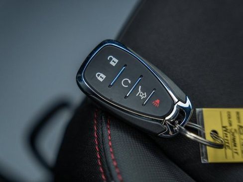 Used 2022 Chevrolet Equinox RS w/ LPO, Floor Liner Package image 44