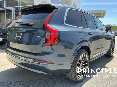 Certified 2025 Volvo XC90 B5 Plus image 8