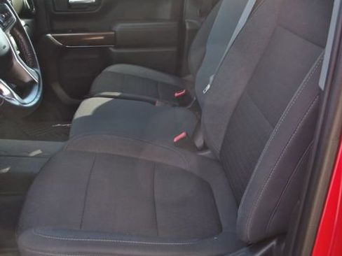 Used 2021 Chevrolet Silverado 1500 RST image 25