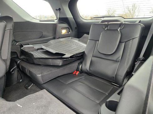 Certified 2023 Ford Explorer XLT w/ Equipment Group 202A image 17