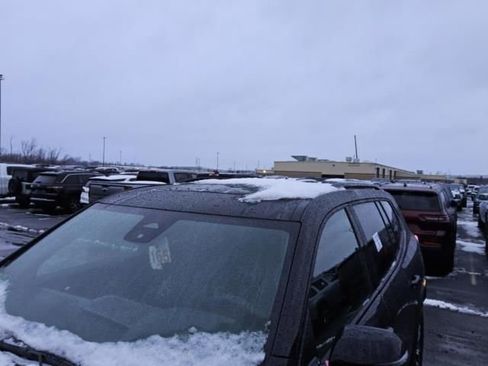 Used 2026 GMC Acadia AT4 w/ Super Cruise Package image 10