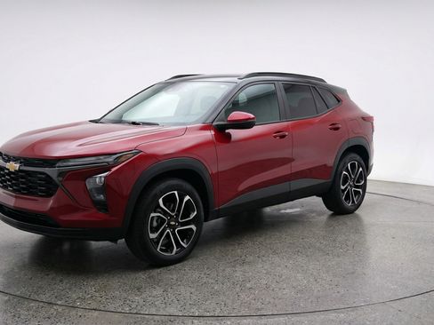 Used 2025 Chevrolet TrailBlazer LT w/ Driver Confidence Package image 3