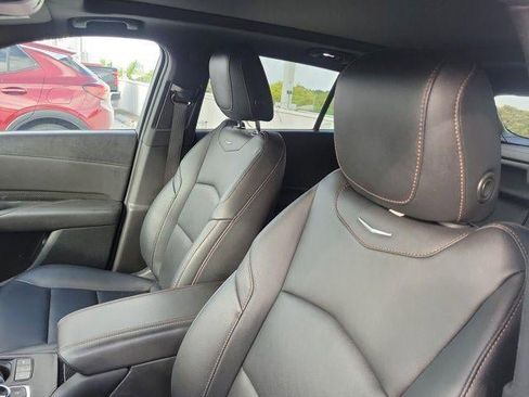 Used 2023 Cadillac XT4 Sport w/ Driver Assist Package image 9