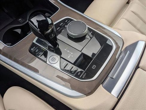 Certified 2022 BMW X5 xDrive40i w/ Premium Package image 15