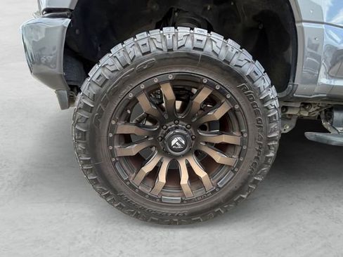 Used 2022 Ford F350 Platinum w/ FX4 Off-Road Package AWD/4WD image 29