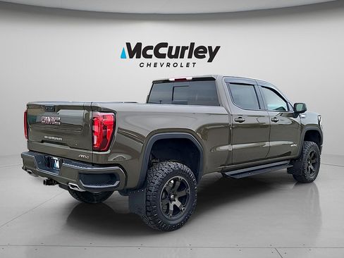 Used 2024 GMC Sierra 1500 AT4 w/ AT4 Preferred Package AWD/4WD image 7