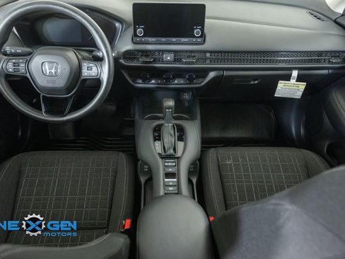 Used 2024 Honda HR-V LX image 30