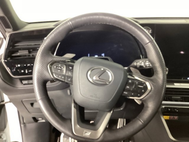 Used 2025 Lexus TX 350 AWD w/ Technology Package image 16