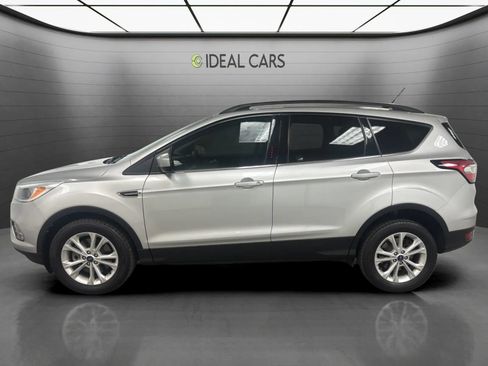 Used 2018 Ford Escape SE w/ Ford Safe & Smart Package AWD/4WD image 8