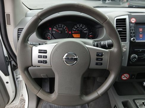 Used 2019 Nissan Frontier S image 18