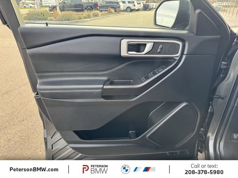 Used 2020 Ford Explorer XLT w/ Equipment Group 202A image 12