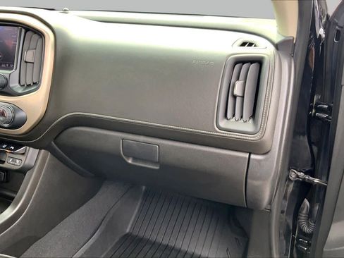 Used 2022 GMC Canyon Denali AWD/4WD image 17
