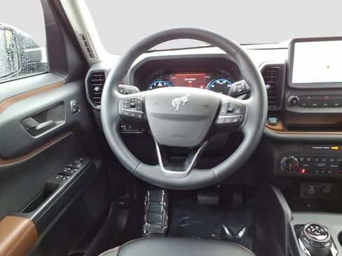 Used 2024 Ford Bronco Sport Outer Banks w/ Tech Package AWD/4WD image 31